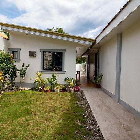 Oyo 777 Rn Guesthouse Moalboal Ngoại thất bức ảnh